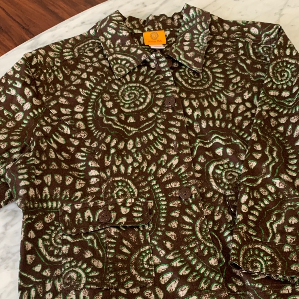 Ruby Rd. Green and Brown Patterned Top - Picture 3 of 4